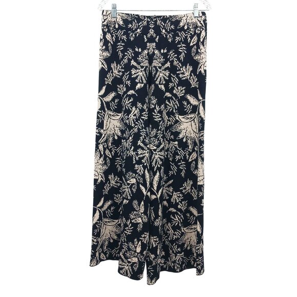 See and Be Seen Floral Knit Set Size Large 2 PC Set Matching Set - Picture 7 of 16